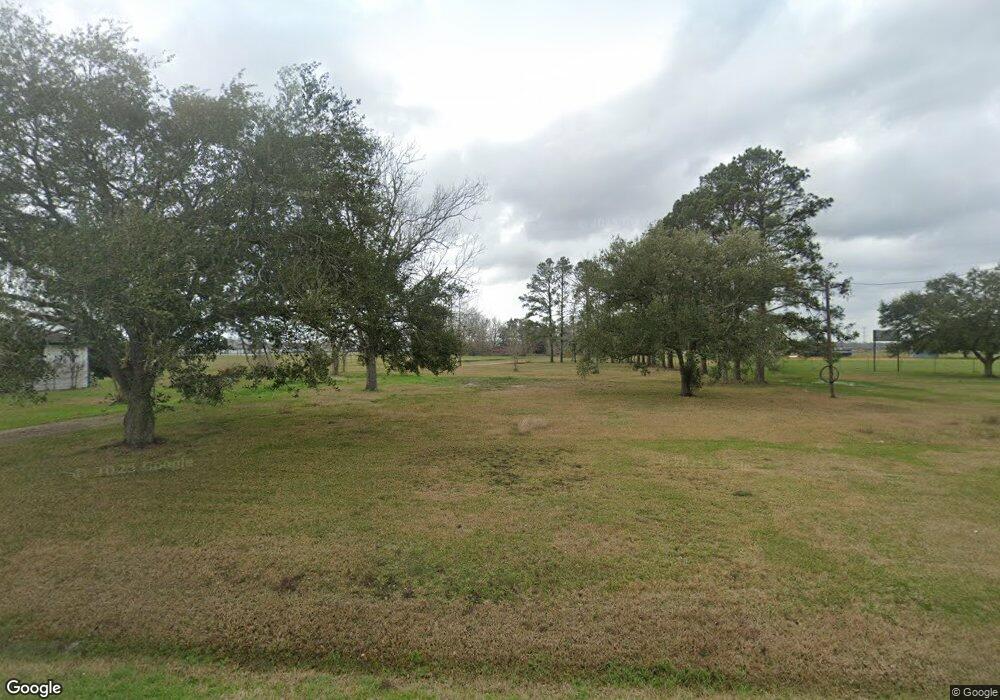 1217 Victory Ln, Alvin, TX 77511 - photo 1