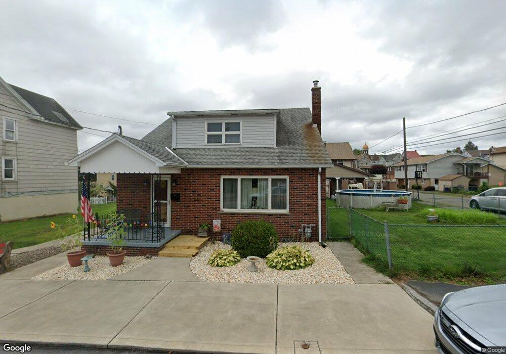 554 Garfield St, Hazleton, PA 18201 - photo 1