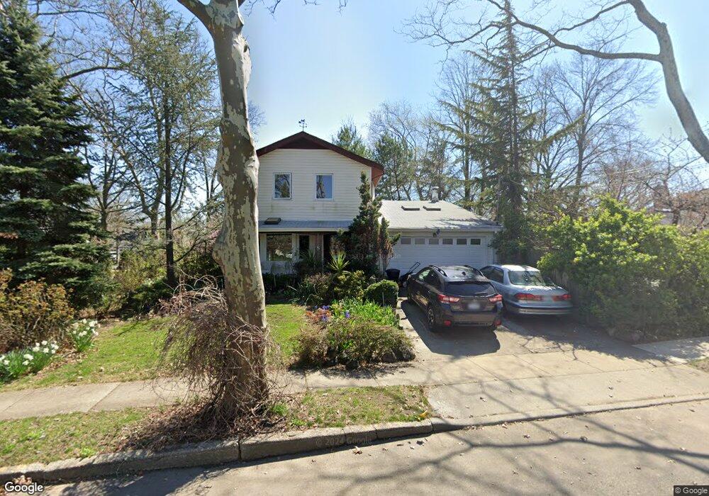 8 Bay Dr, Port Washington, NY 11050 - photo 1