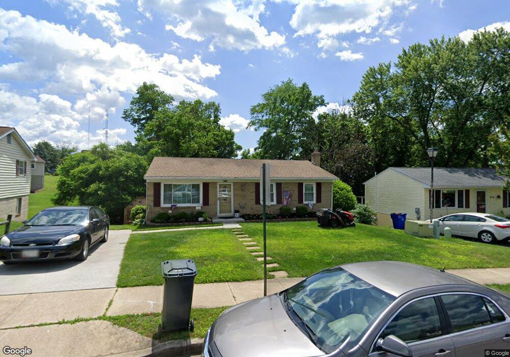 216 Wintergreen Ln, Brunswick, MD 21716 - photo 1