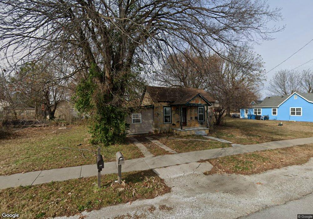 308 N Roney St, Carl Junction, MO 64834 - photo 1