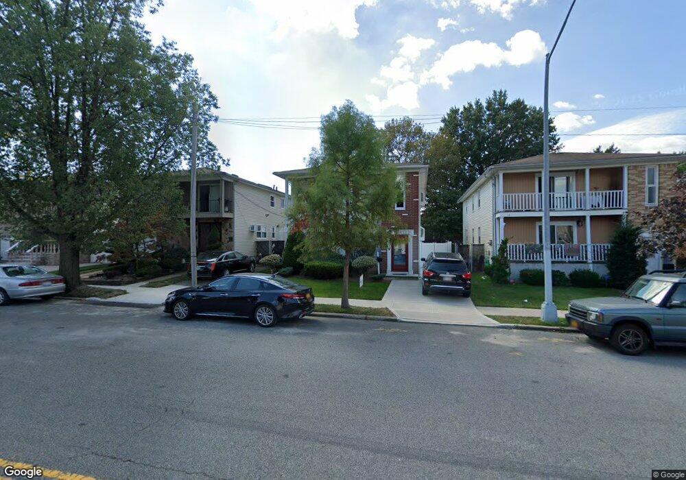 372 Caswell Ave, Staten Island, NY 10314 - photo 1