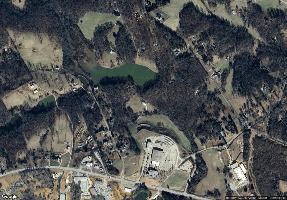 501 Trotter Rd, Clarkesville, GA 30523 - photo 1