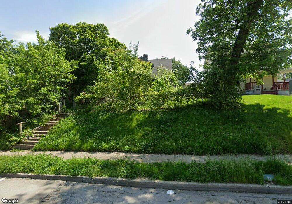 1707 13th St, Des Moines, IA 50314 - photo 1