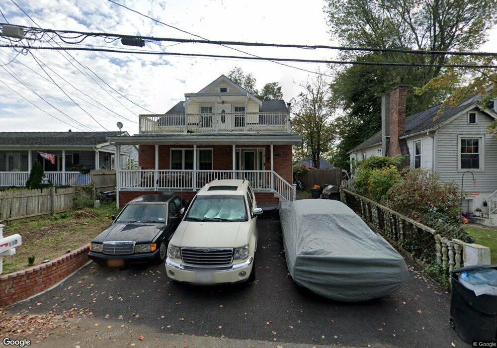 110 Lake Dr unit 2, Lake Peekskill, NY 10537 - photo 1