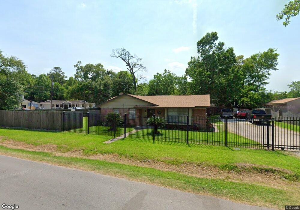 4931 Askins Ln, Houston, TX 77093 - photo 1