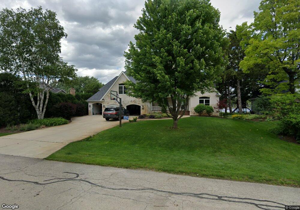 10S477 Windjammer Ln, Naperville, IL 60564 - photo 1