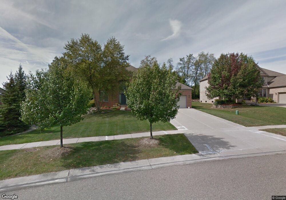 4582 Middledale Rd S, West Bloomfield, MI 48323 - photo 1