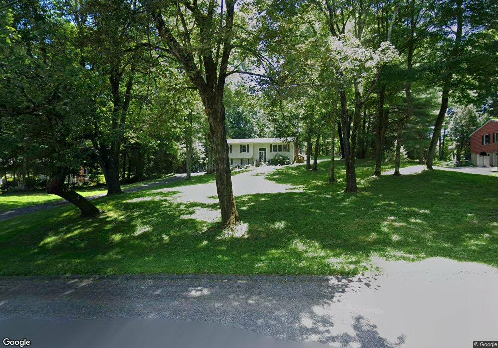 8 Cedar Ln, Rhinebeck, NY 12572 - photo 1