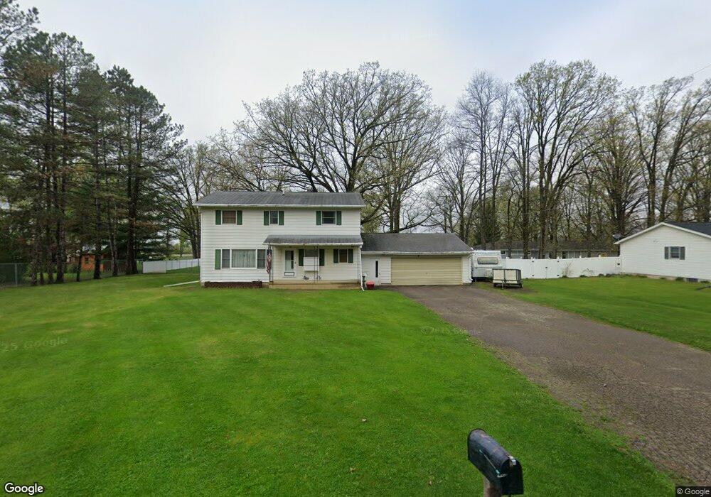 804 Mack Ct, Lennon, MI 48449 - photo 1