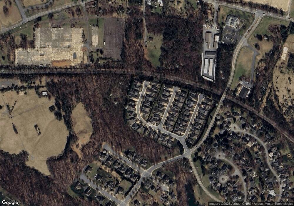 5592 Stonegate Ln, Crozet, VA 22932 - photo 1