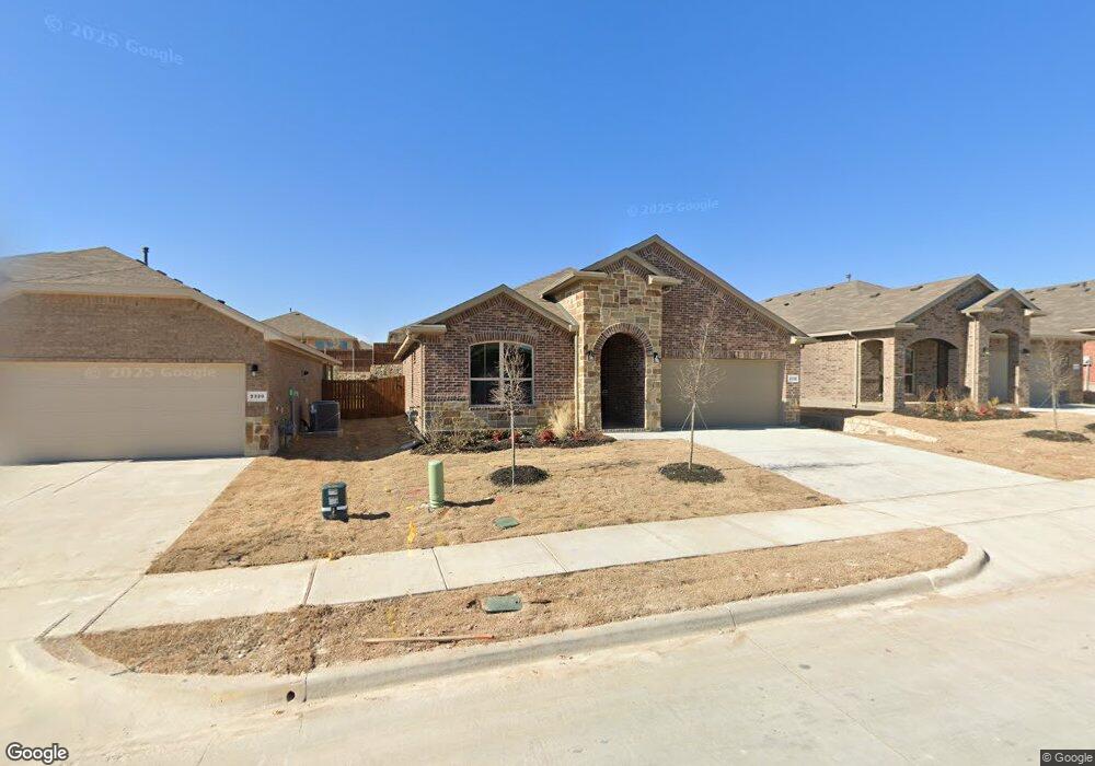 2316 Waggoner Ranch Dr, Weatherford, TX 76087 - photo 1