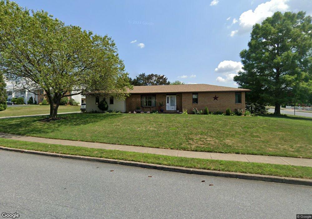 3902 Drift Ct, Bethlehem, PA 18020 - photo 1