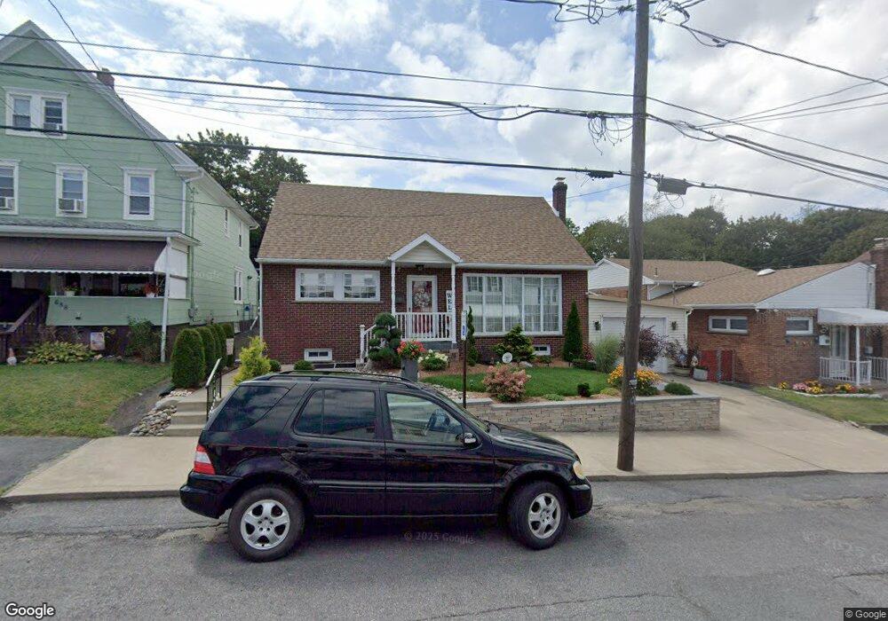 696 Peace St, Hazleton, PA 18201 - photo 1