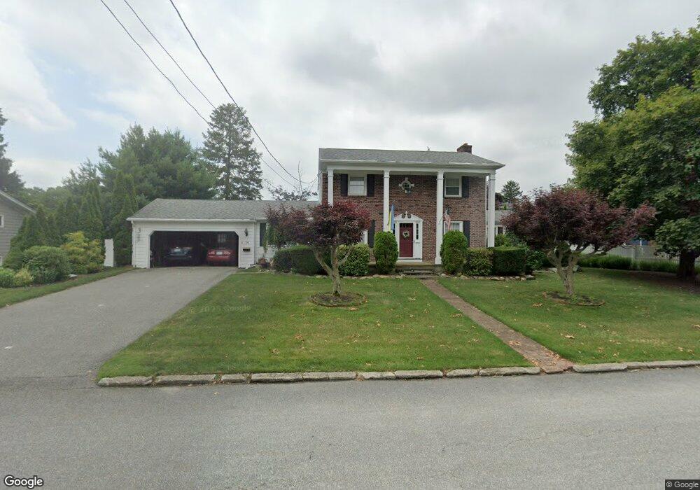 155 Mountain Laurel Dr, Cranston, RI 02920 - photo 1