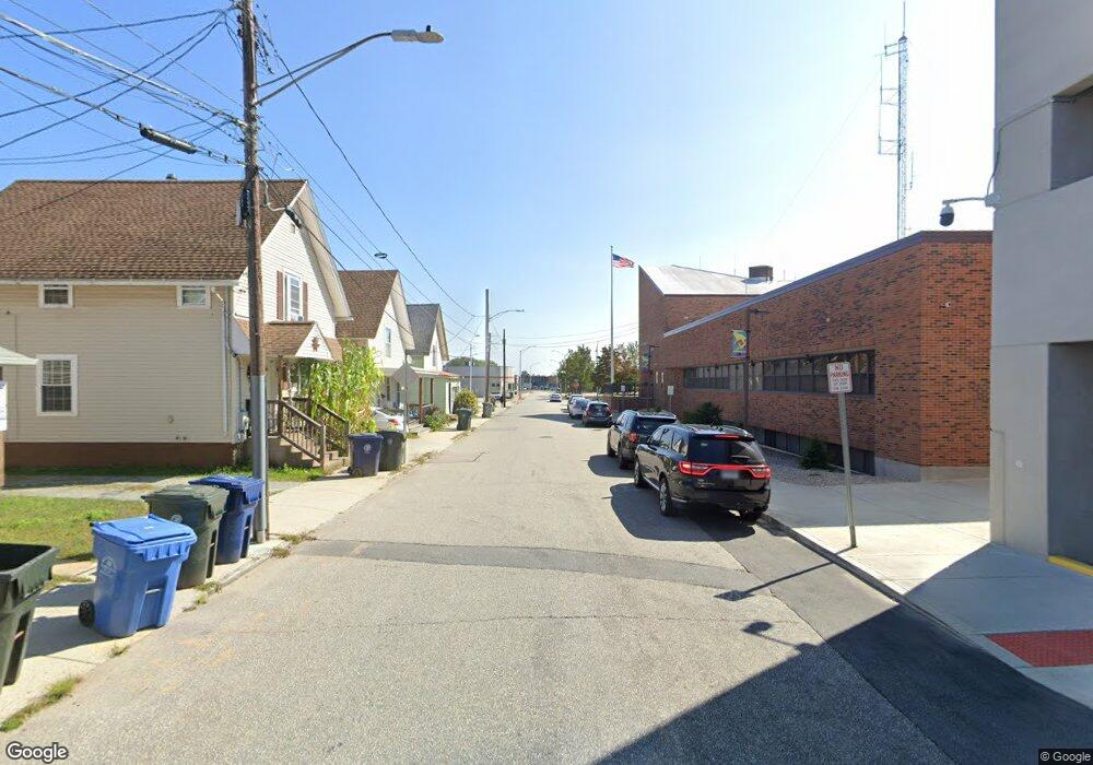 71 Meadow St, Willimantic, CT 06226 - photo 1