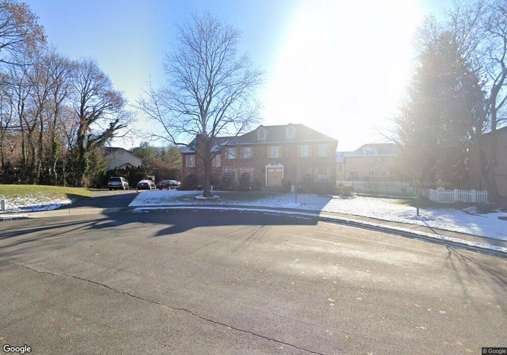 400 Elmwood Dr, Paramus, NJ 07652 - photo 1