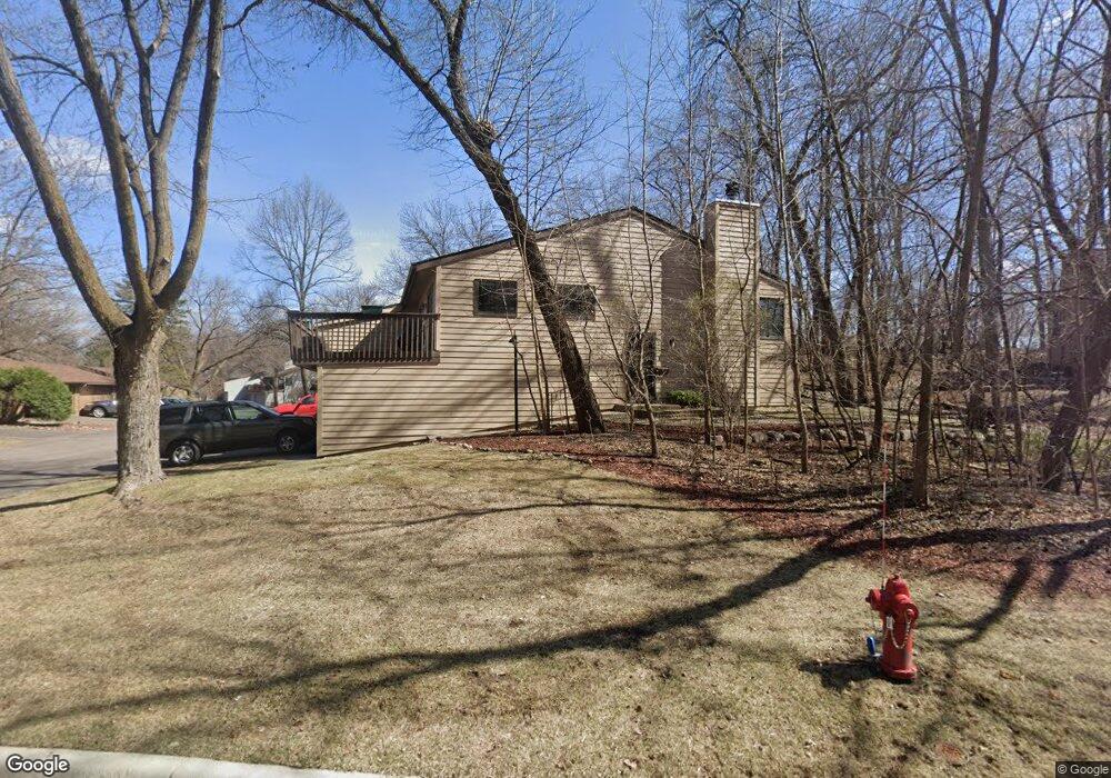 104 W Eagle Lake Dr, Maple Grove, MN 55369 - photo 1