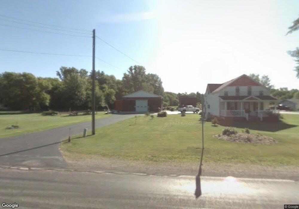 8565 Saginaw St, Birch Run, MI 48415 - photo 1