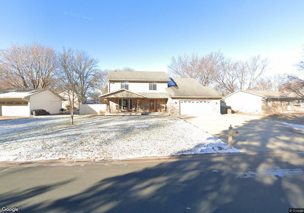 10511 Monticello Ln N, Maple Grove, MN 55369 - photo 1