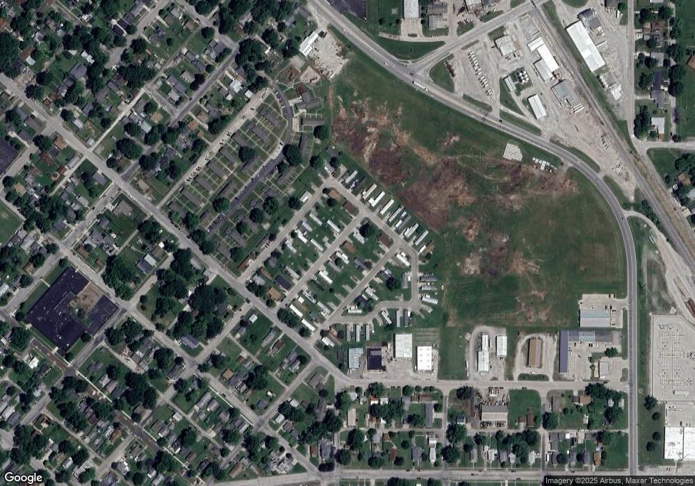 1500 Tremont St unit 21, Lincoln, IL 62656 - photo 1