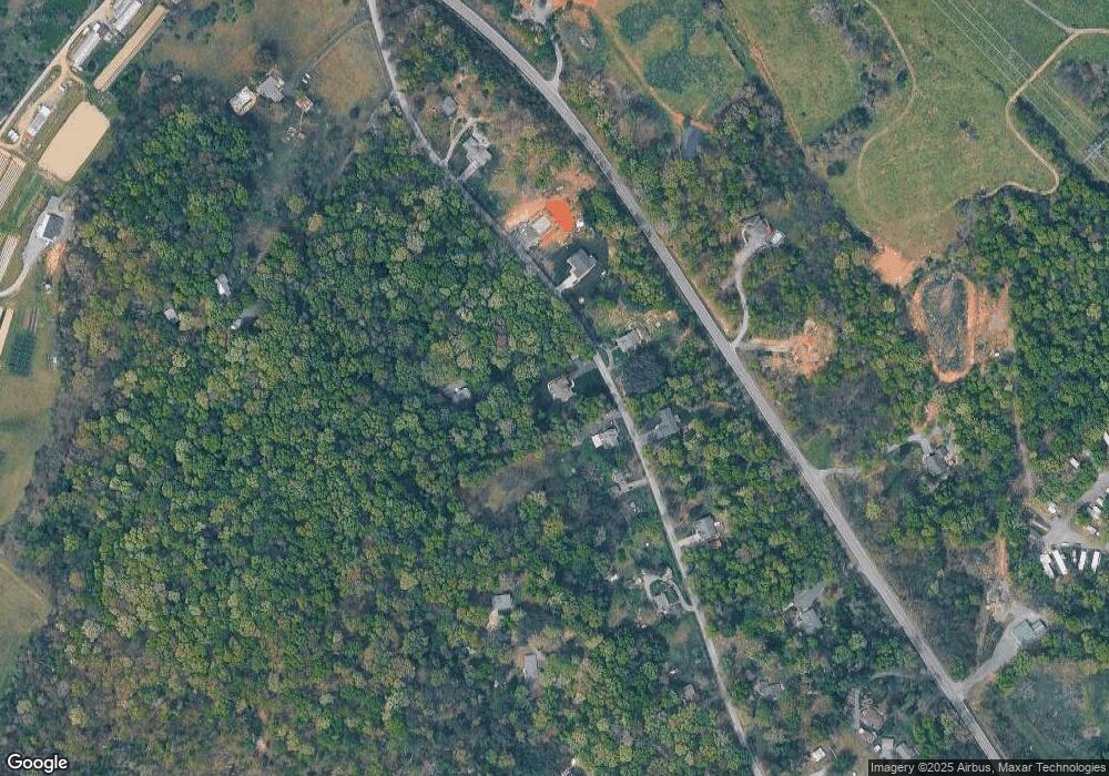 105 Old Hermitage Rd, Waynesboro, VA 22980 - photo 1