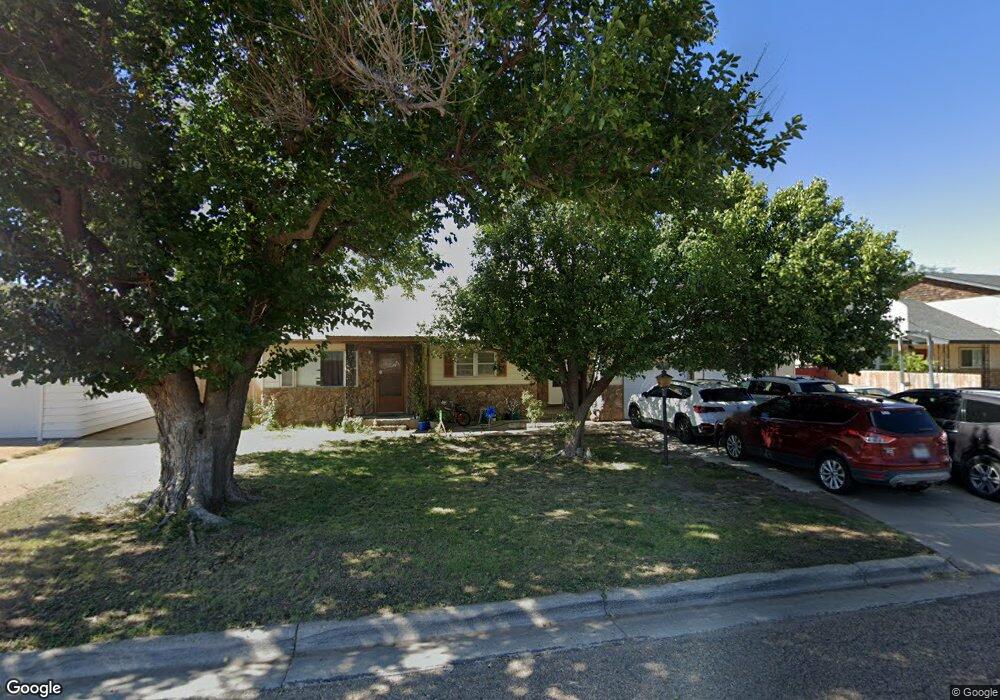 605 Cedar Ave, Dumas, TX 79029 - photo 1