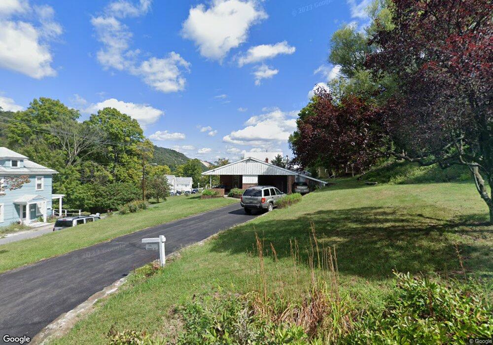 153 Market St, Berkeley Springs, WV 25411 - photo 1