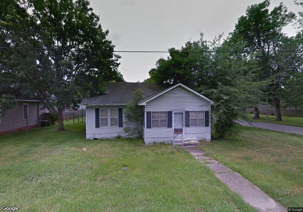 902 E 8th St, Stuttgart, AR 72160 - photo 1