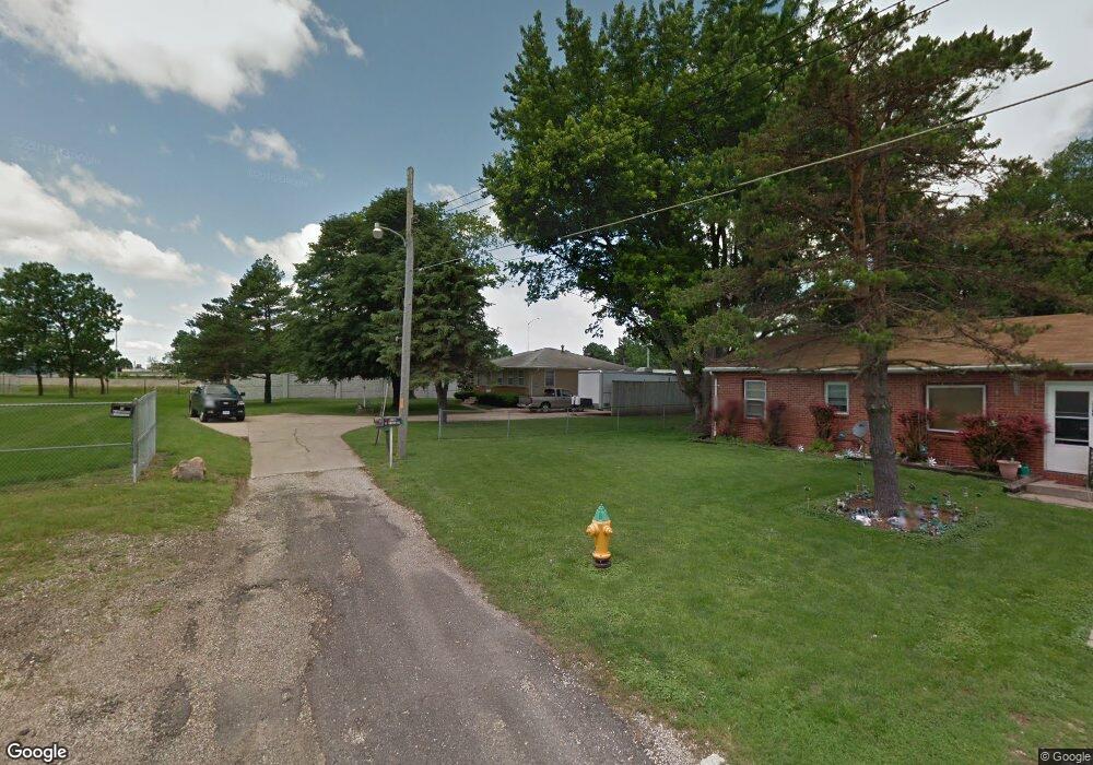 2242 E Sheridan Ave, Des Moines, IA 50317 - photo 1