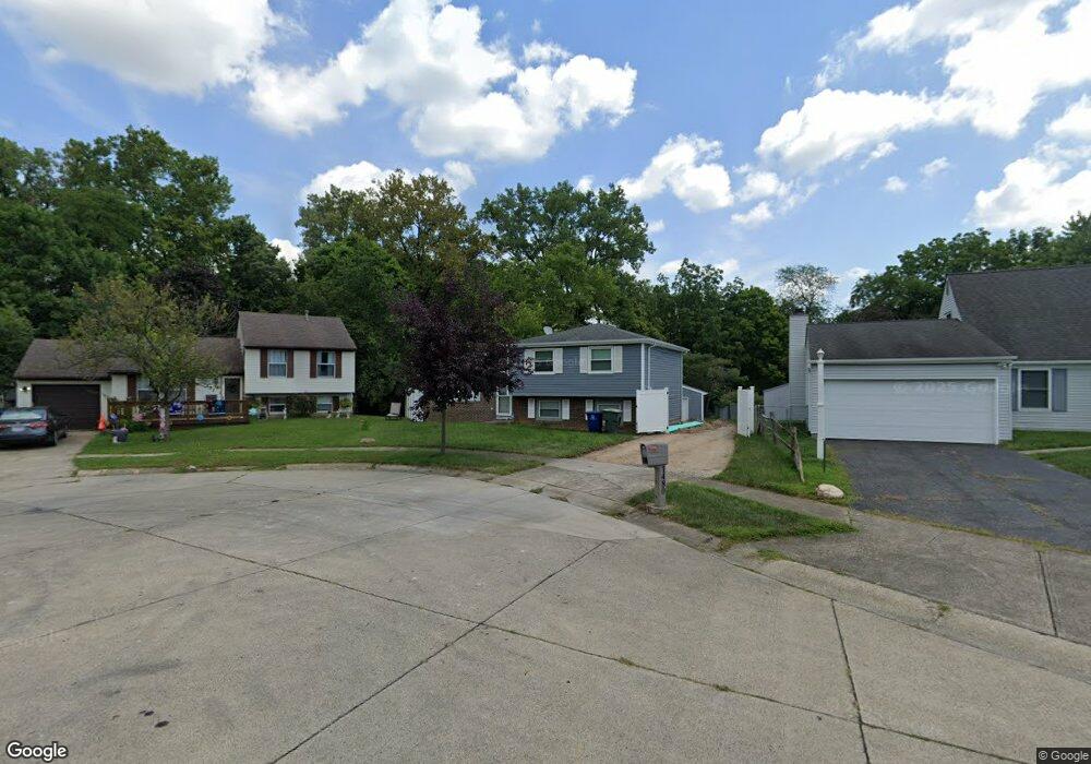 1480 Red Leaf Ln, Columbus, OH 43223 - photo 1