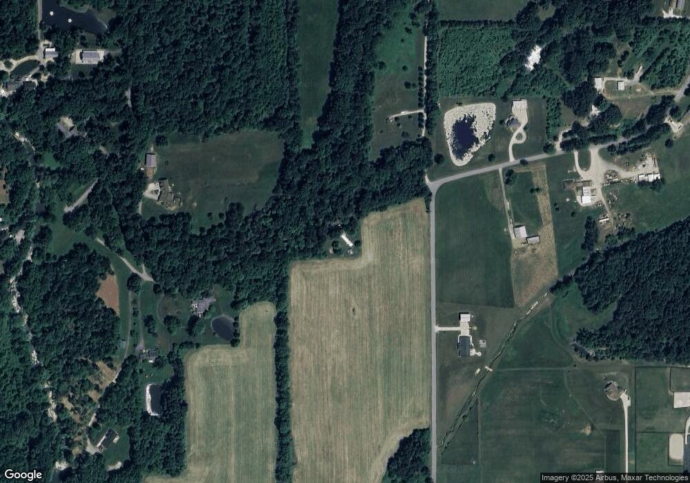 6101 Sarles Creek Rd, Floyds Knobs, IN 47119 - photo 1