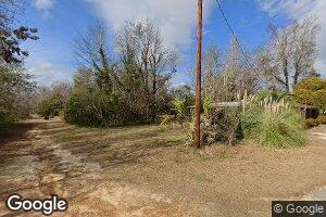 3852 Harrison St, Lyons, GA 30436