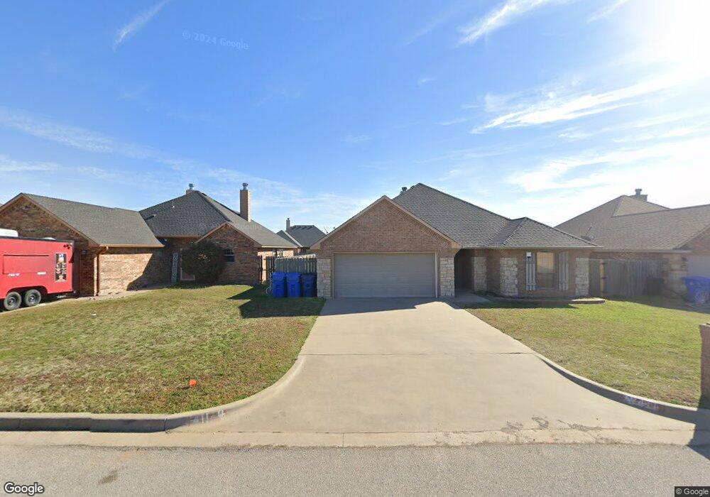 413 NW Granite Ave, Cache, OK 73527 - photo 1