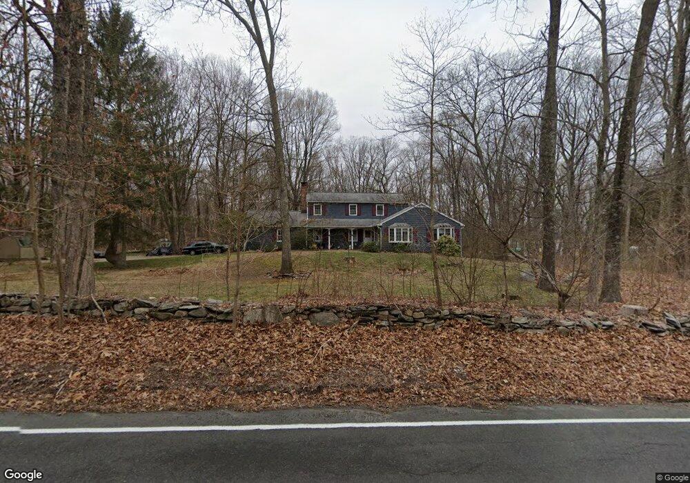 233 Old Newtown Rd, Monroe, CT 06468 - photo 1