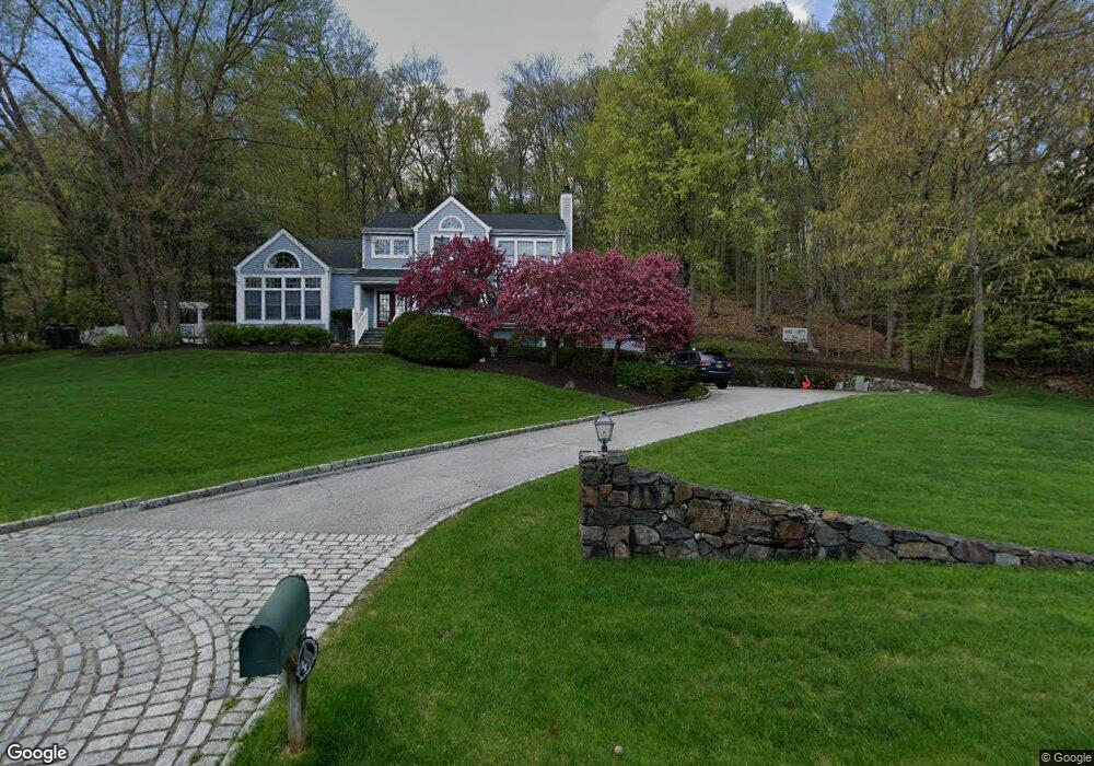 24 Random Farms Dr, Chappaqua, NY 10514 - photo 1