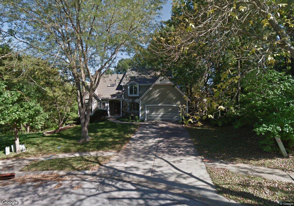 5521 Alden St, Shawnee, KS 66216 - photo 1