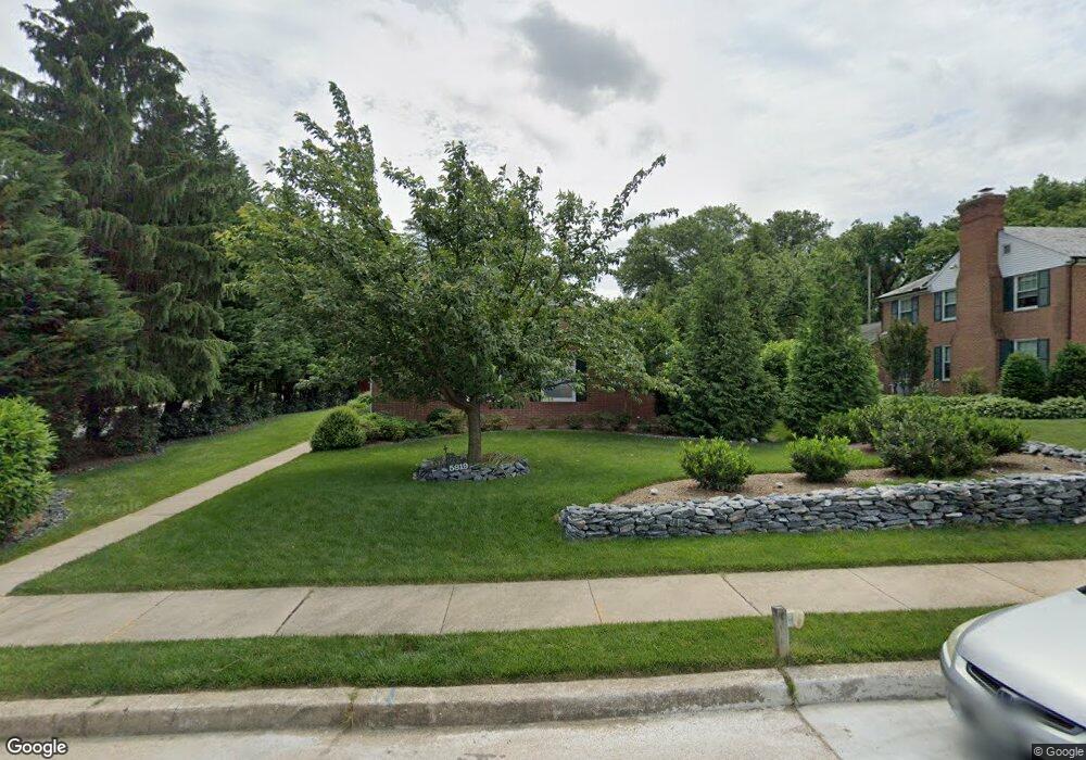 5819 Meadowood Rd, Baltimore, MD 21212 - photo 1