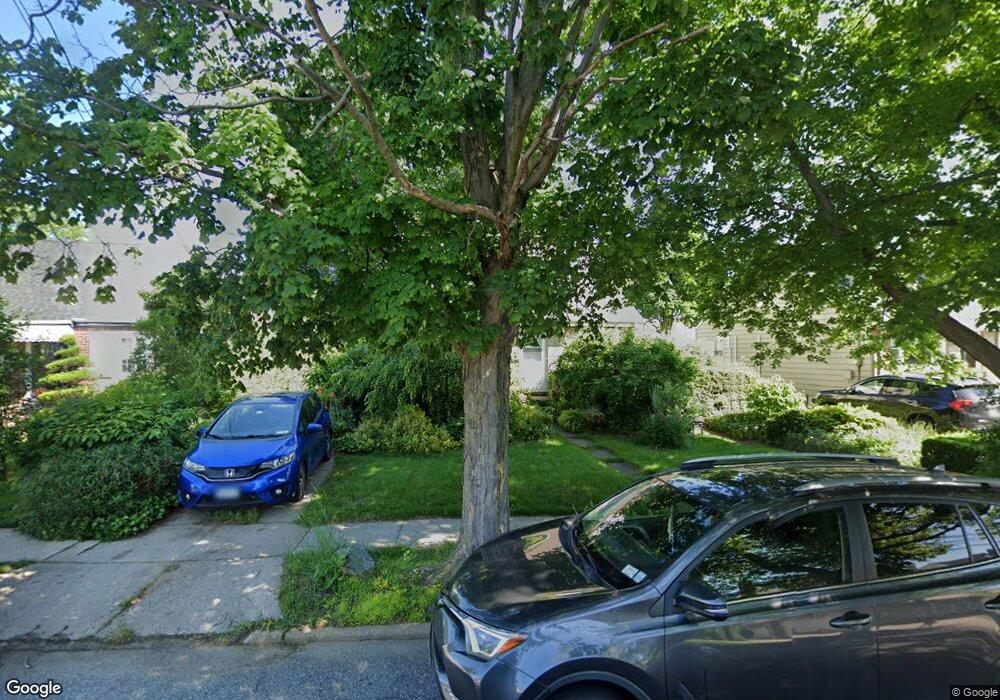 38 Raff Ave, Mineola, NY 11501 - photo 1