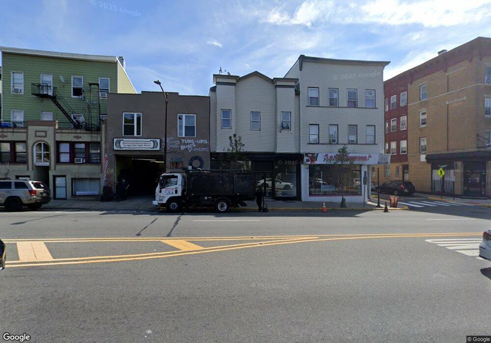 4314 Kennedy Blvd, Union City, NJ 07087 - photo 1