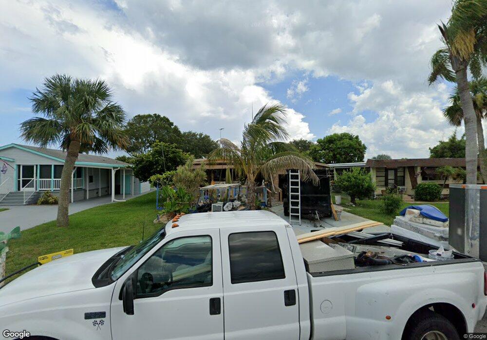 923 Barefoot Blvd, Sebastian, FL 32976 - photo 1