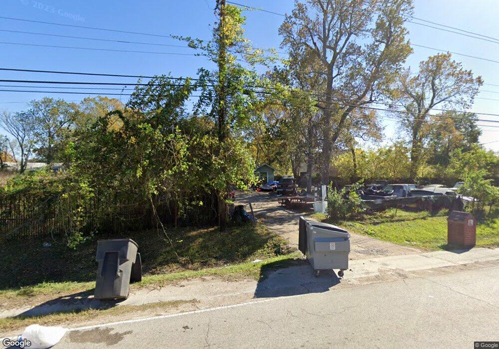 11130 Hirsch Rd, Houston, TX 77016 - photo 1