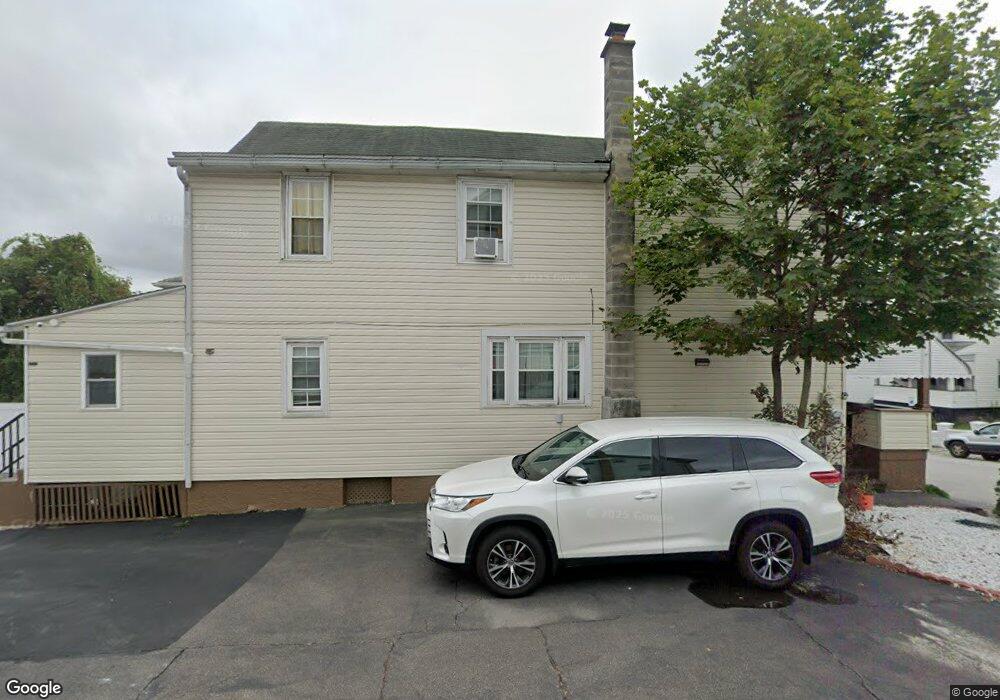 642 Arthur St, Hazleton, PA 18201 - photo 1