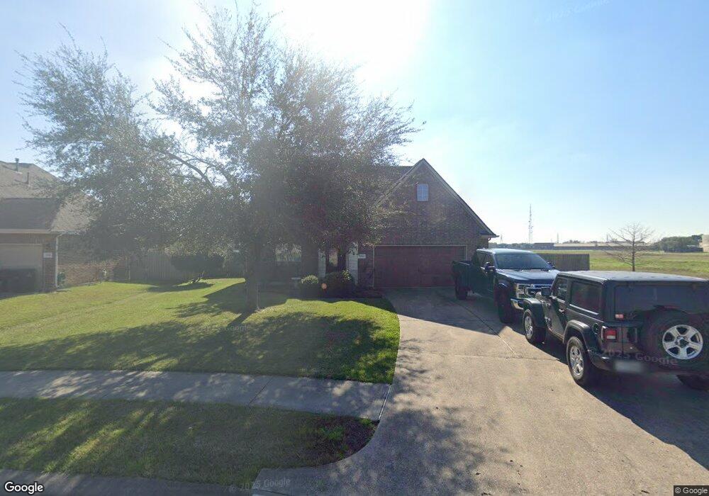 2146 Colonial St, Alvin, TX 77511 - photo 1