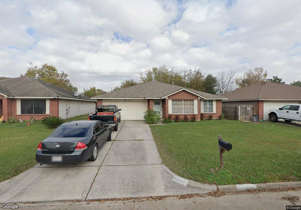 1006 Castolan Dr, Houston, TX 77038 - photo 1