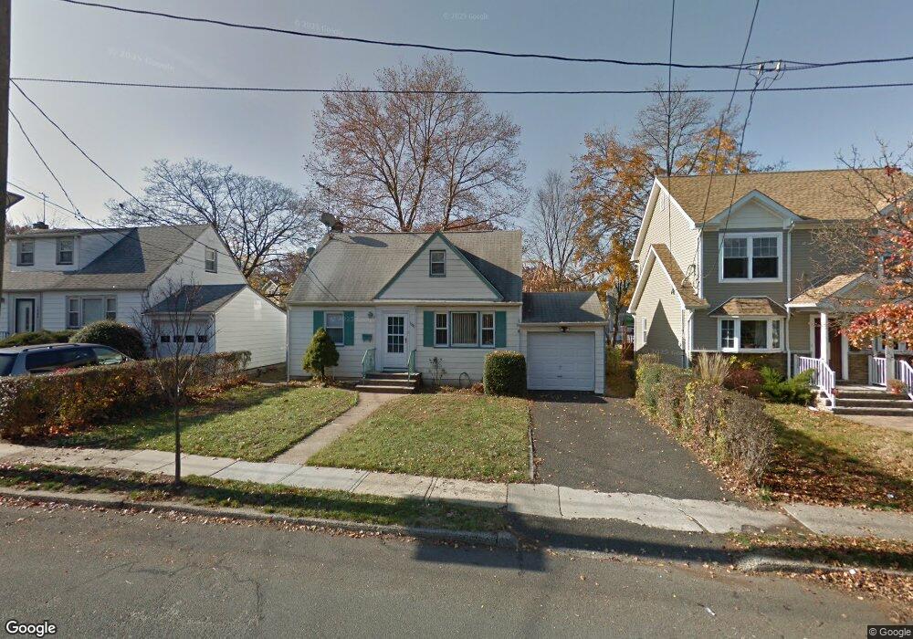 1030 Sayre Rd, Union, NJ 07083 - photo 1