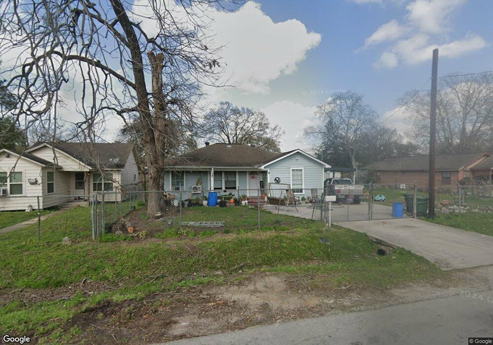 805 De Boll St, Houston, TX 77022 - photo 1