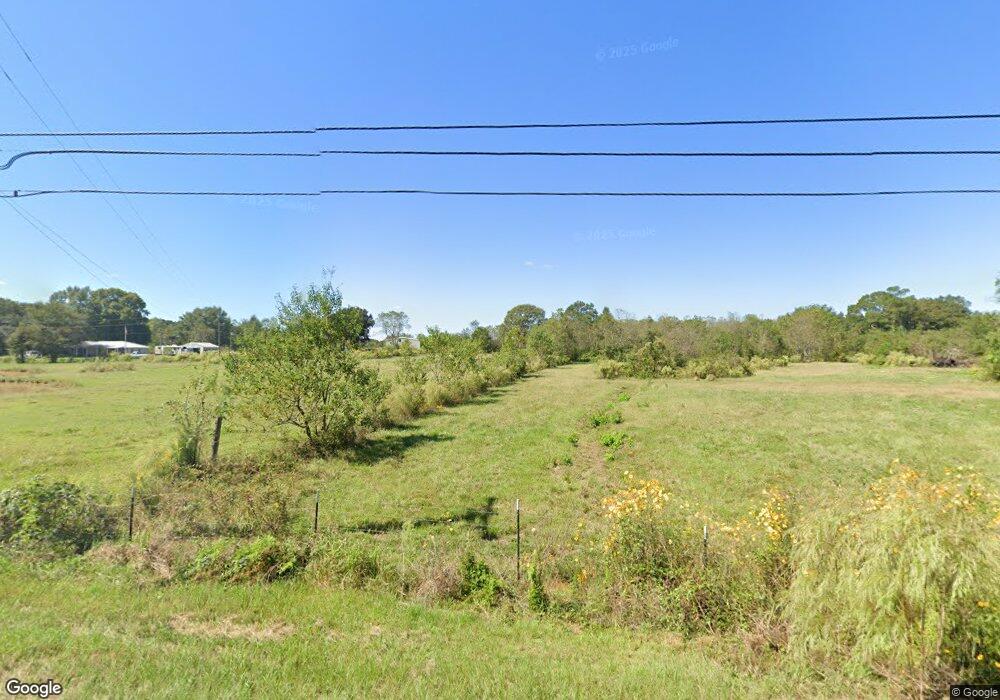 15 Pat Skipper Ln, Picayune, MS 39466 - photo 1