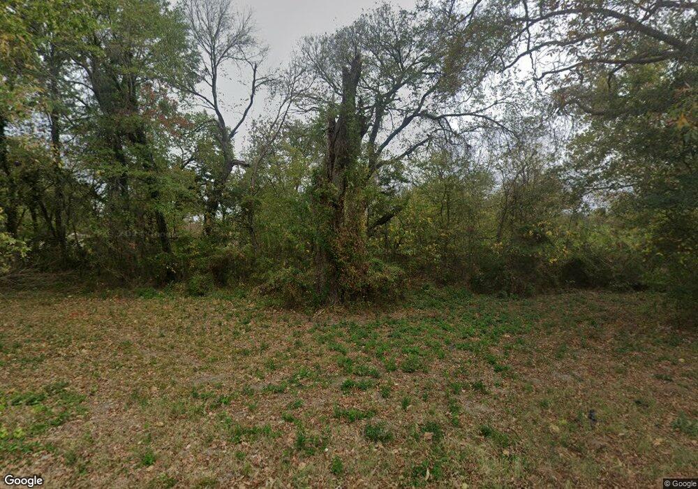 701 Porter, Okmulgee, OK 74447 - photo 1