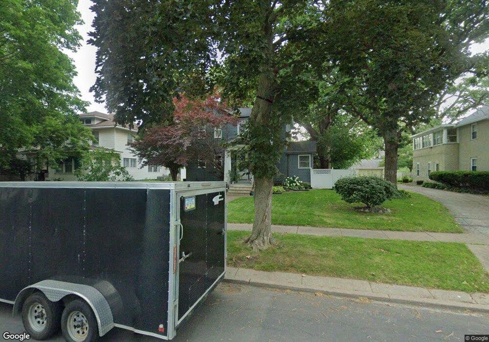 2005 Farnam St, Davenport, IA 52803 - photo 1